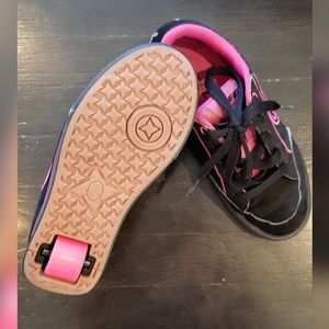 Black and Pink Heely's Skate Shoes - Youth Size 3